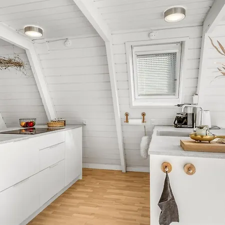 Kauno - 16km To The Fjord By Interhome *